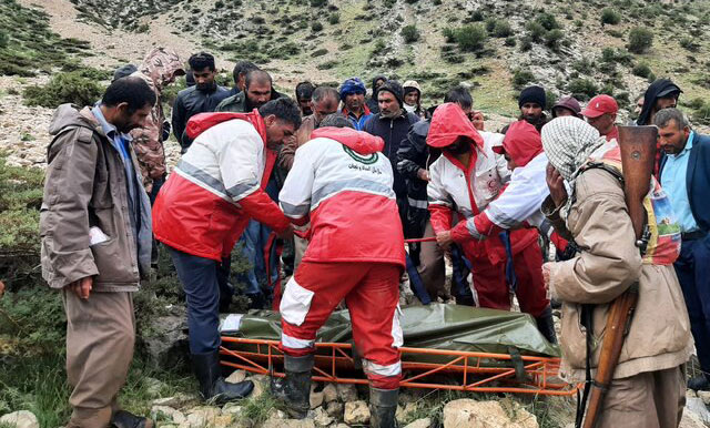 پایان تلخ بیش از ۱۹ساعت عملیات جستجوی فرد گمشده در ارتفاعات شهرستان "چرام"